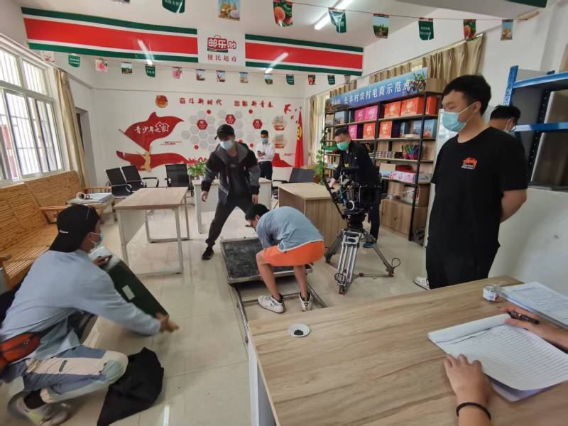 追星女孩心理学分析报告：无为县广告片拍摄公司揭秘饭圈应援式传播逻辑